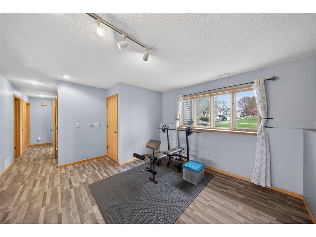 5511 23rd Avenue NW Rochester MN 55901 7059600 image34