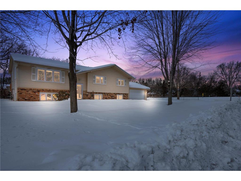 5511 Saint Albans Street N Shoreview MN 55126 6325007 image1