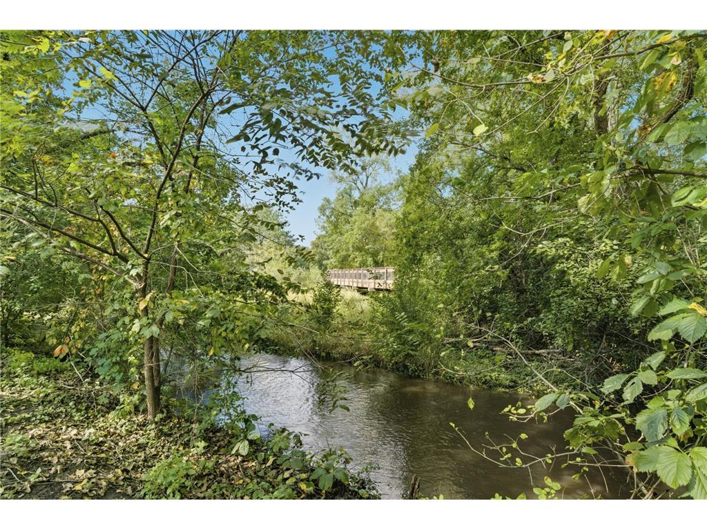 5512 Hillside Court Edina MN 55439 - Nine Mile Creek 7005628 image1