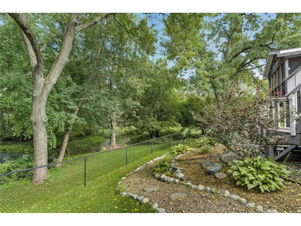 5512 Hillside Court Edina MN 55439 - Nine Mile Creek 7005628 image3