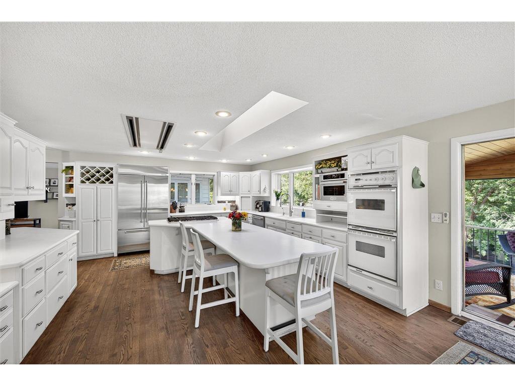 5512 Hillside Court Edina MN 55439 - Nine Mile Creek 7005628 image7