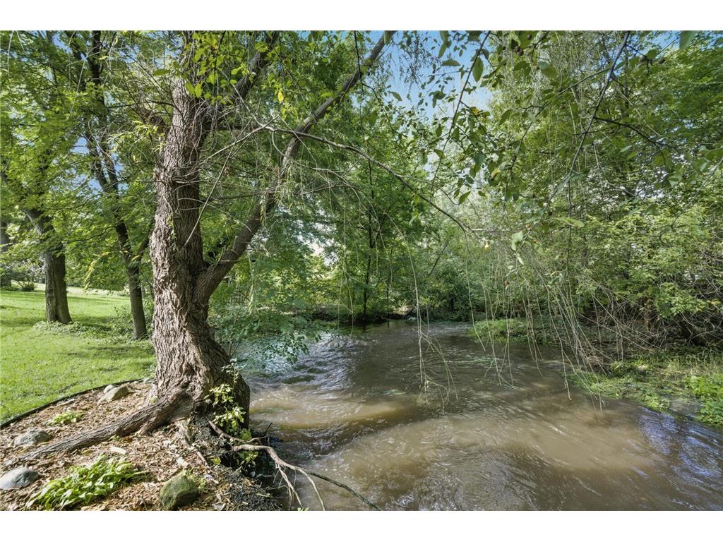 5512 Hillside Court Edina MN 55439 - Nine Mile Creek 7005628 image89