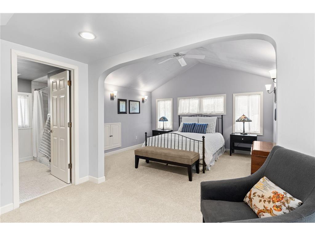 5515 Queen Avenue S Minneapolis MN 55410 7069652 image33