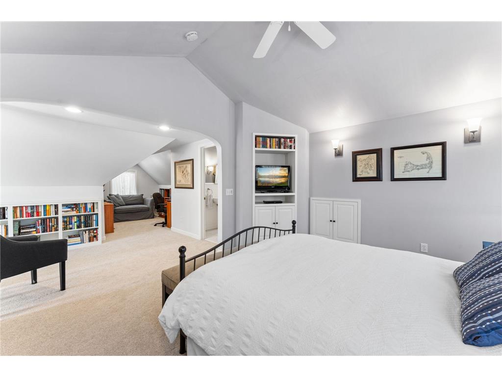 5515 Queen Avenue S Minneapolis MN 55410 7069652 image35