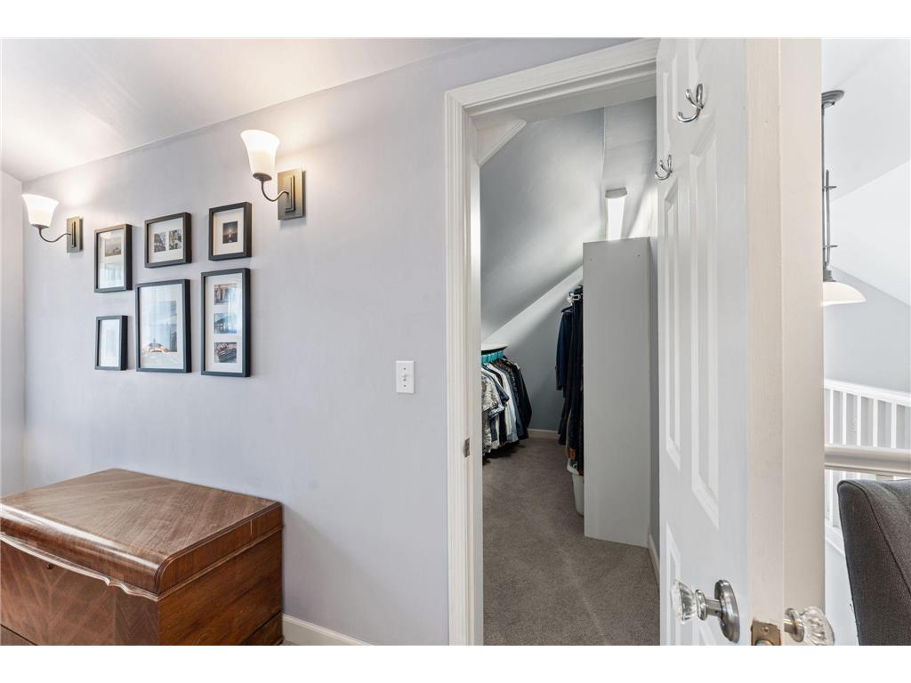5515 Queen Avenue S Minneapolis MN 55410 7069652 image36