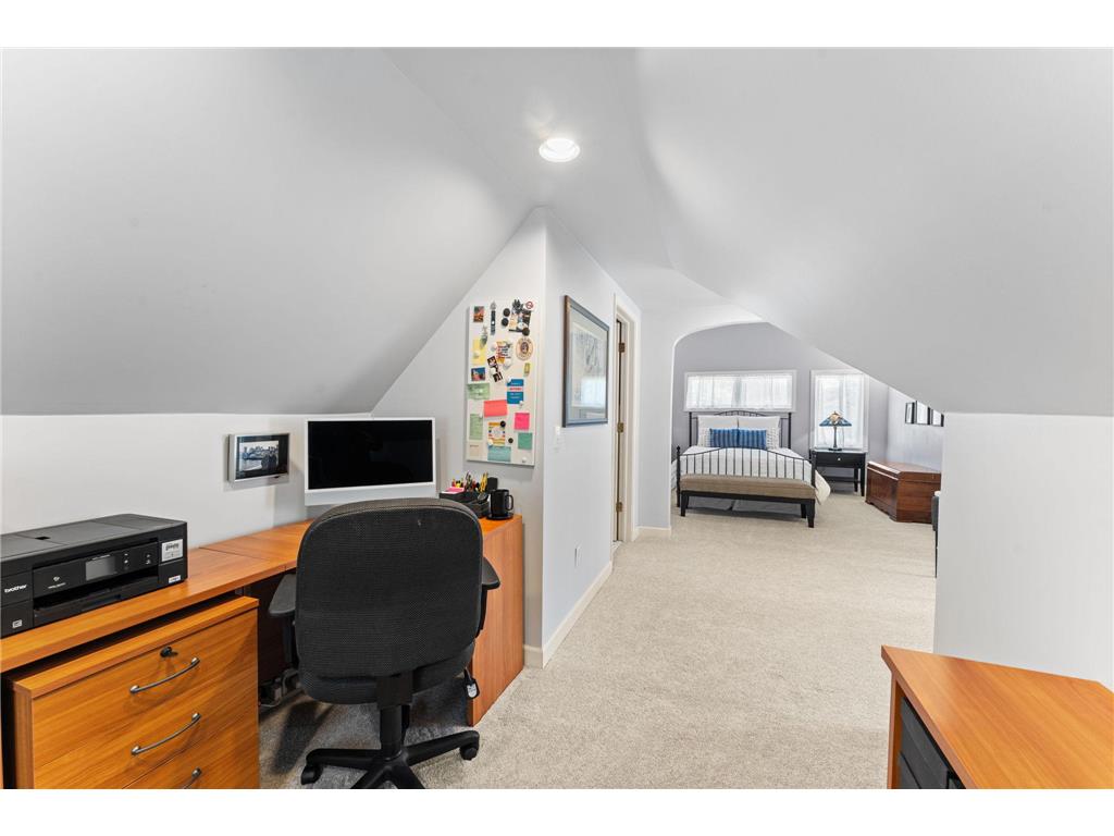 5515 Queen Avenue S Minneapolis MN 55410 7069652 image39
