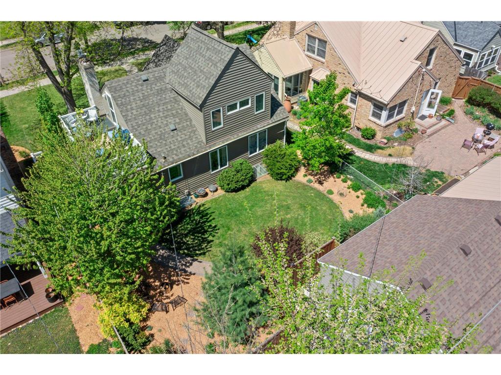 5515 Queen Avenue S Minneapolis MN 55410 7069652 image59
