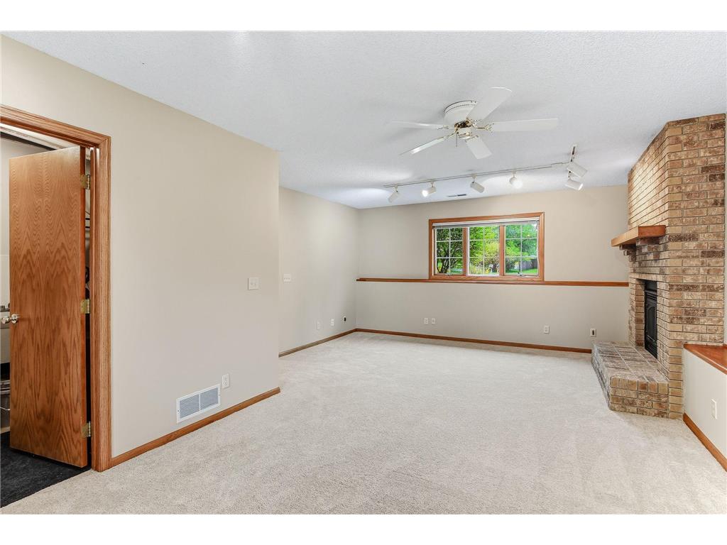 5518 Oakgreen Place N Oak Park Heights MN 55082 7078406 image36