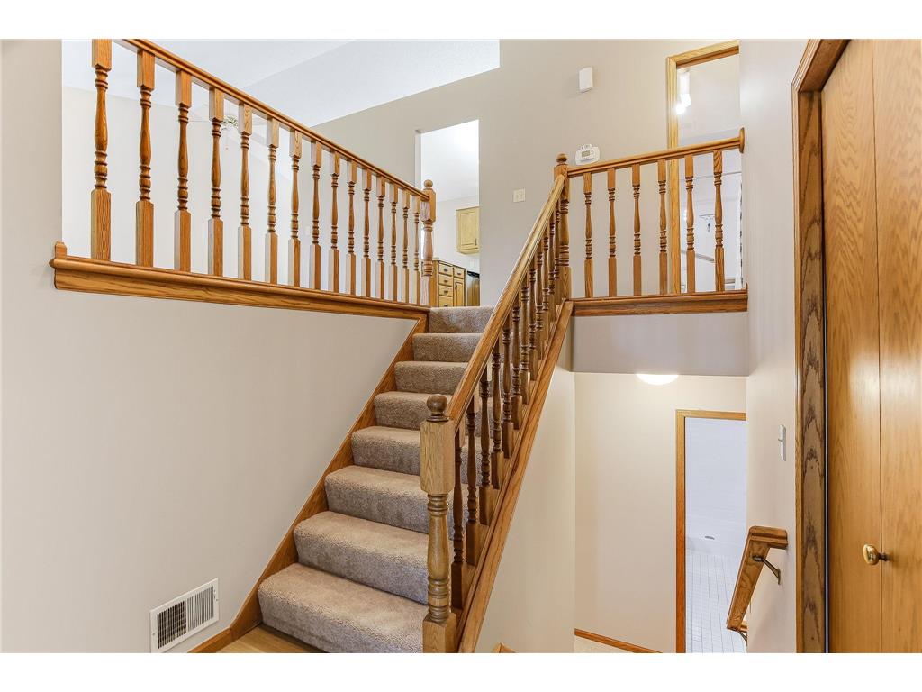 5518 Oakgreen Place N Oak Park Heights MN 55082 7078406 image6