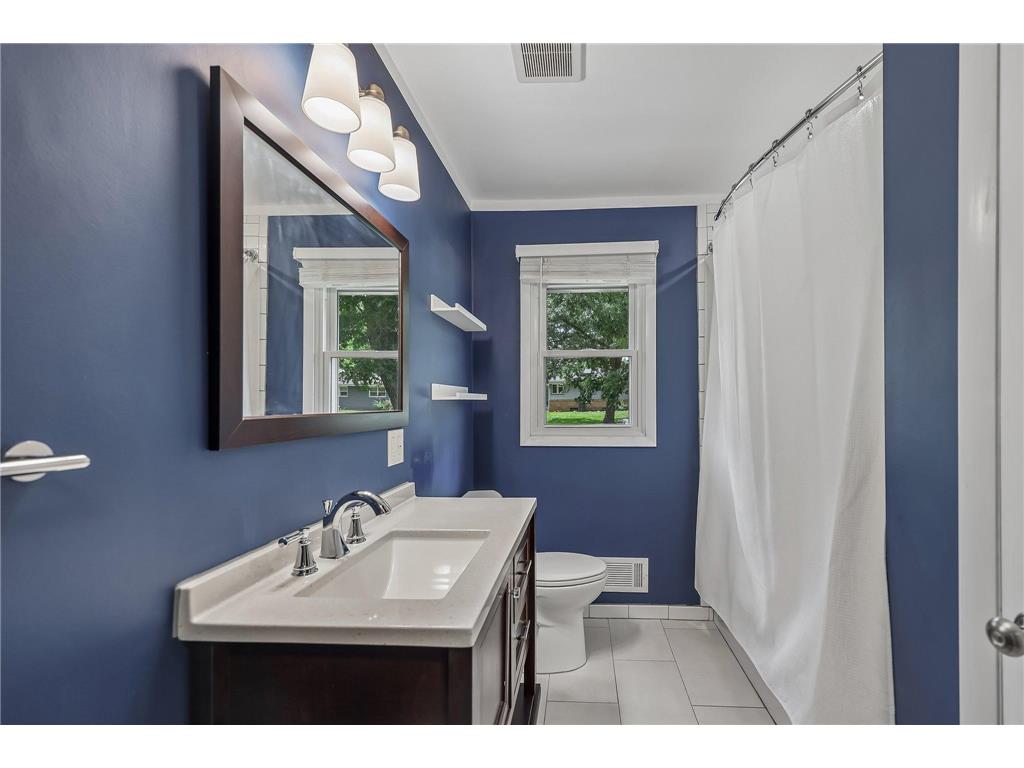 5518 Regent Avenue N Crystal MN 55429 7093728 image23