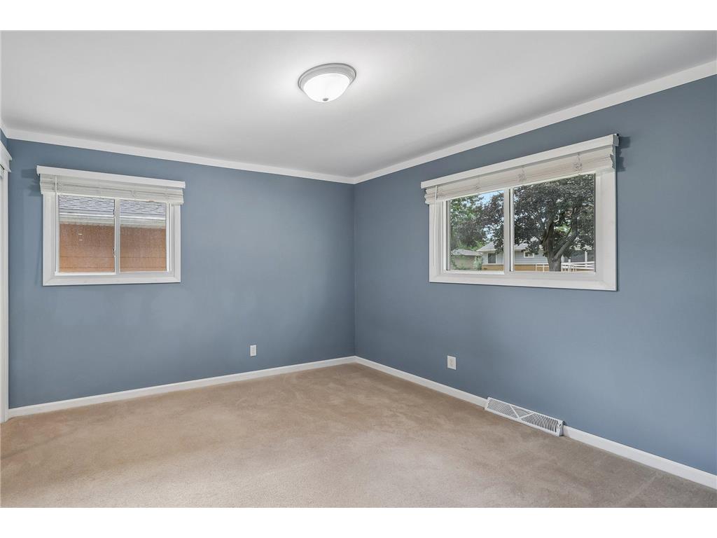 5518 Regent Avenue N Crystal MN 55429 7093728 image25