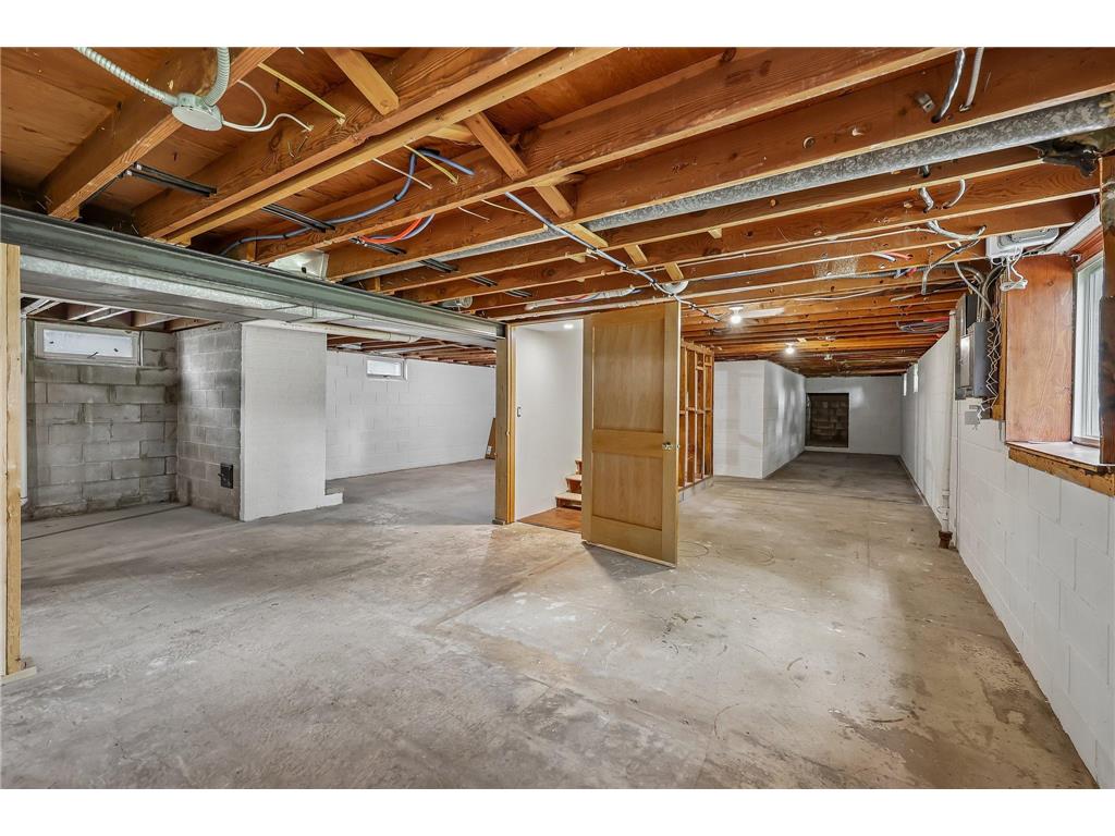 5518 Regent Avenue N Crystal MN 55429 7093728 image37