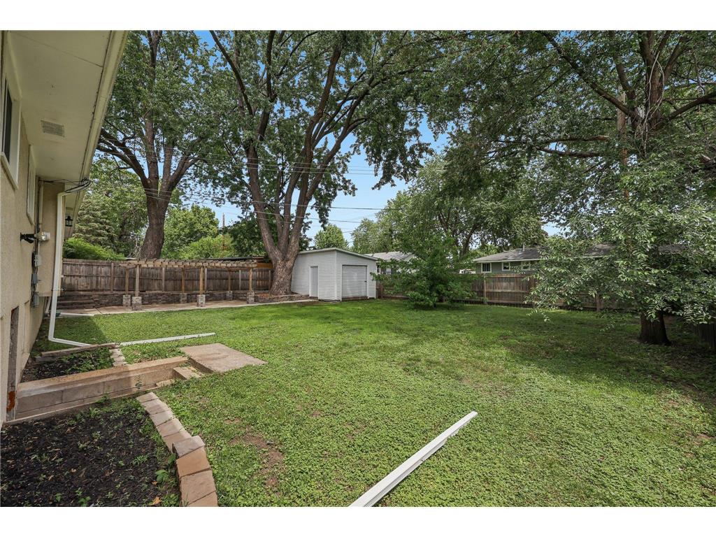 5518 Regent Avenue N Crystal MN 55429 7093728 image39