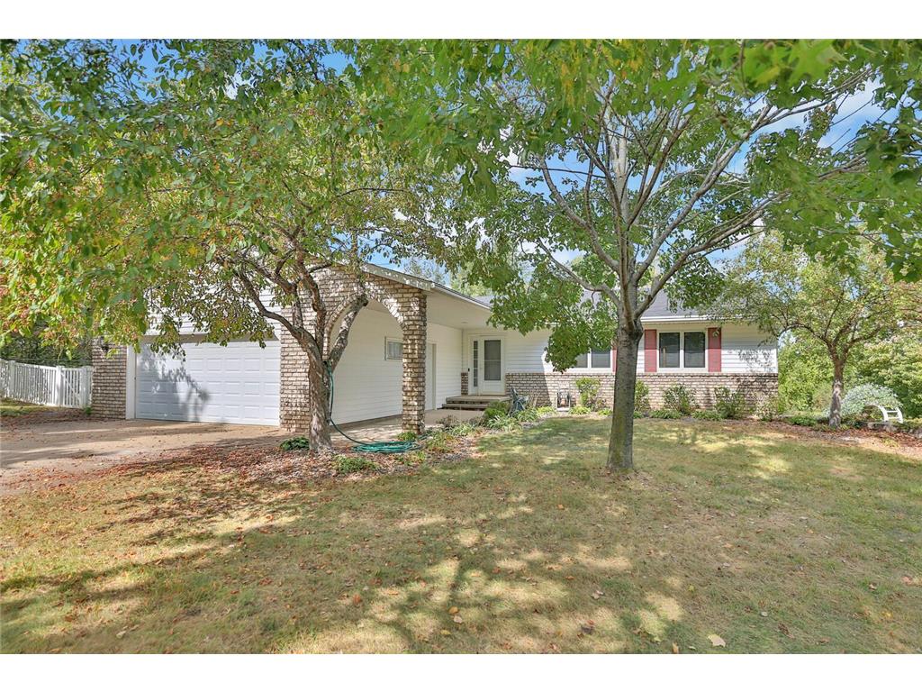 552 Dru Drive Hudson WI 54016 6430215 image1