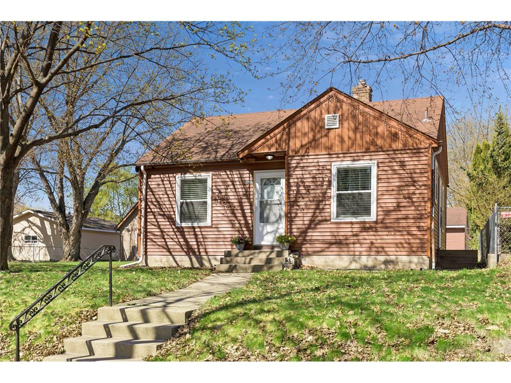 5520 33rd Avenue S Minneapolis MN 55417 7059968 image1