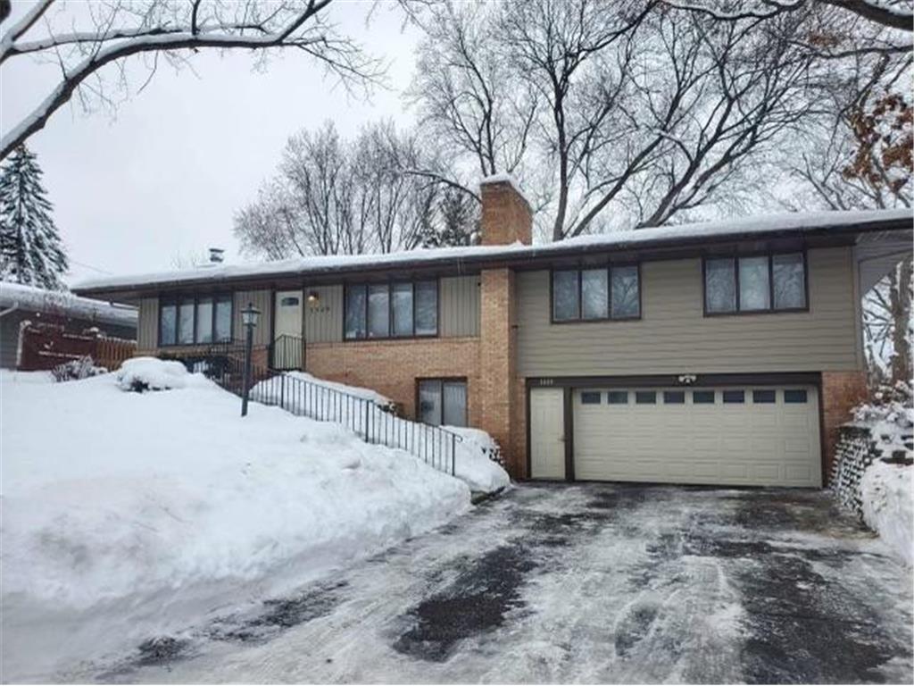 5520 Regis Trail NE Fridley MN 55432 6323122 image1