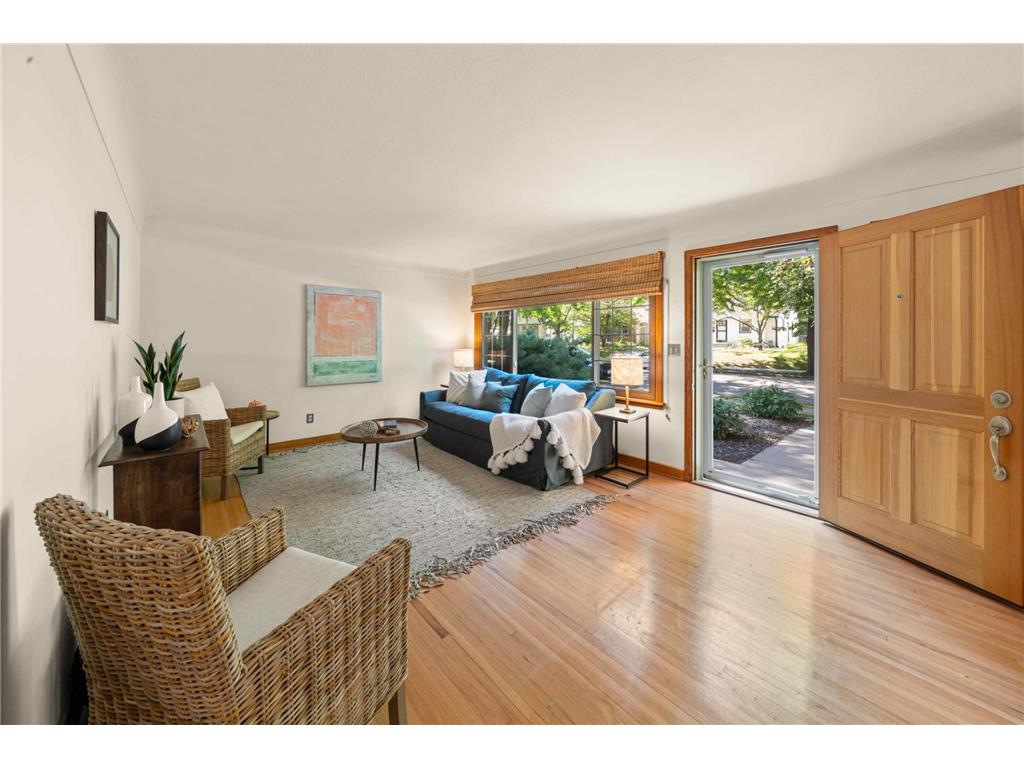 5521 Bryant Avenue S Minneapolis MN 55419 6621111 image1