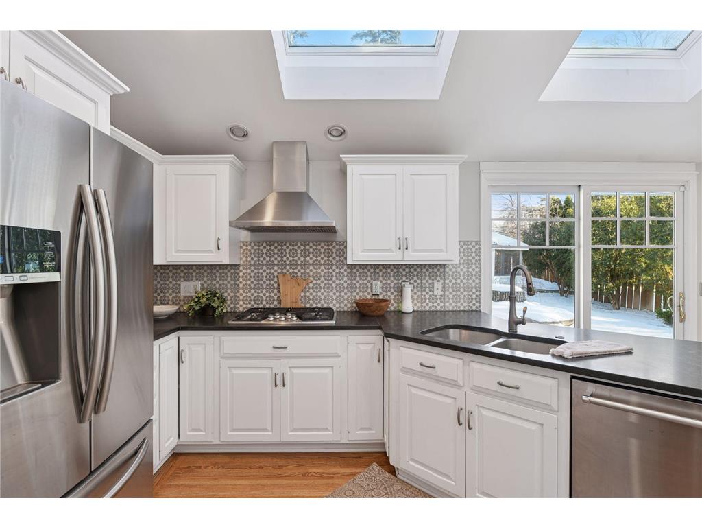 5521 Halifax Lane Edina MN 55424 7007602 image16