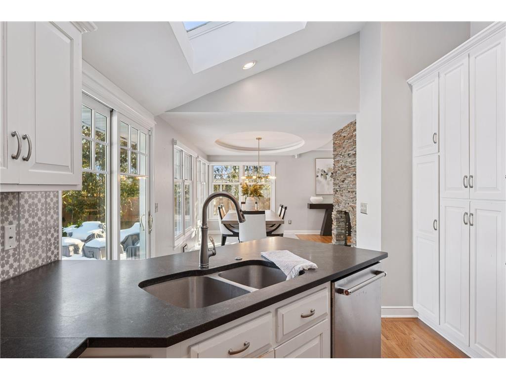 5521 Halifax Lane Edina MN 55424 7007602 image18