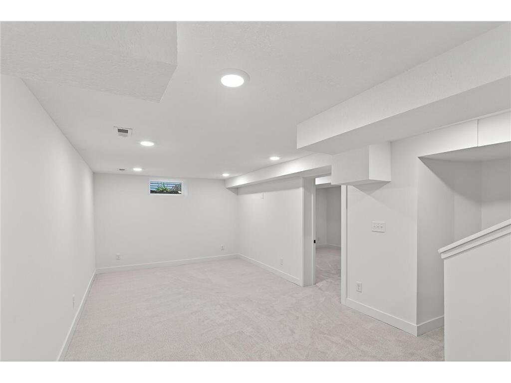 5521 W 42nd Street Saint Louis Park MN 55416 6803534 image21