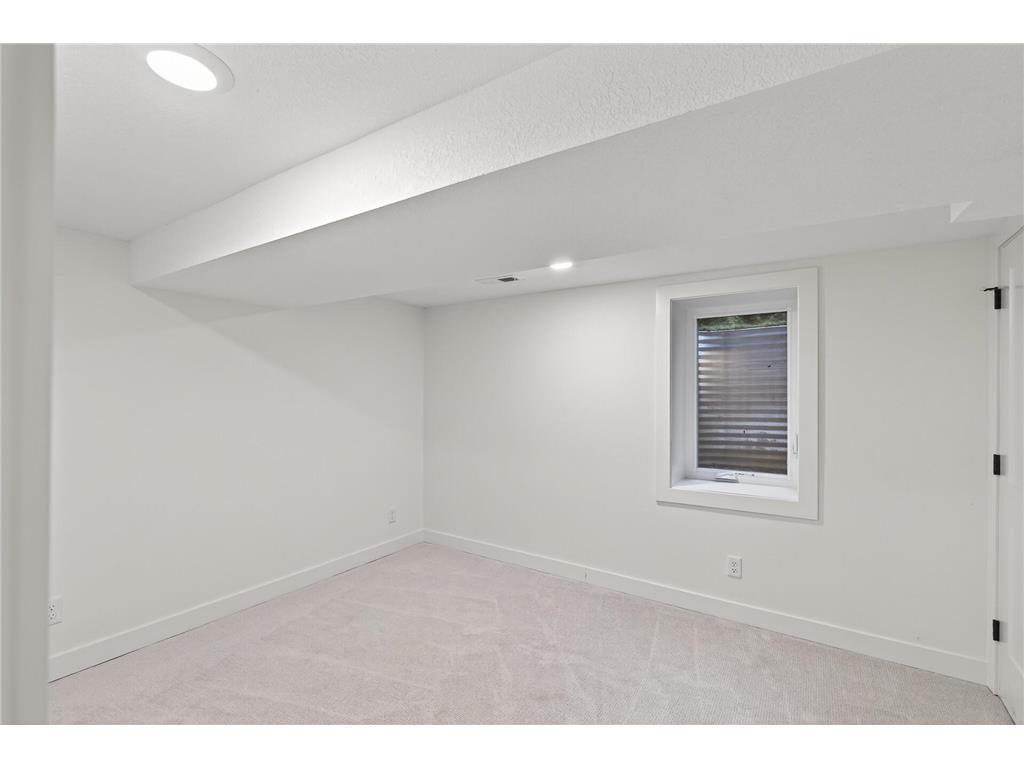 5521 W 42nd Street Saint Louis Park MN 55416 6803534 image24