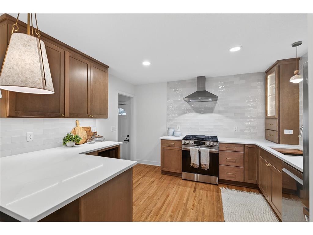 5521 W 42nd Street Saint Louis Park MN 55416 6803534 image3