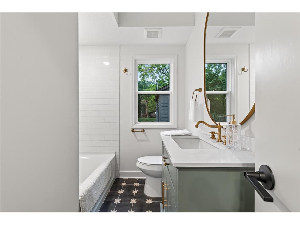 5521 W 42nd Street Saint Louis Park MN 55416 6803534 image9