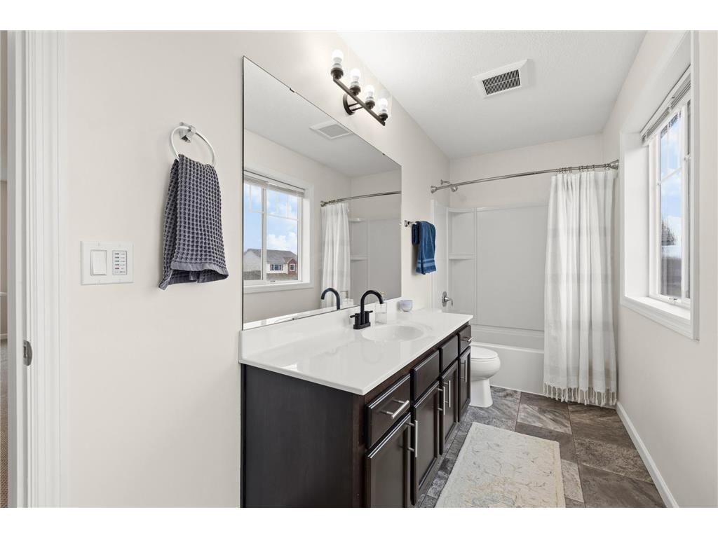 5521 Wisconsin Avenue N New Hope MN 55428 7041062 image14