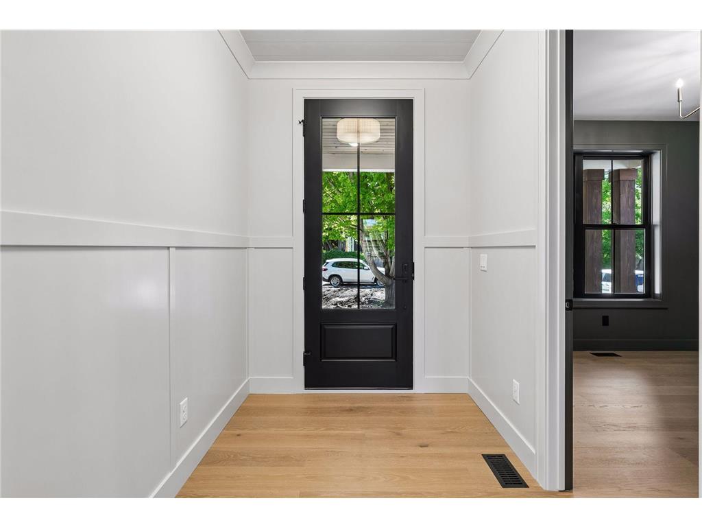 5521 Zenith Avenue S Edina MN 55410 7077733 image2