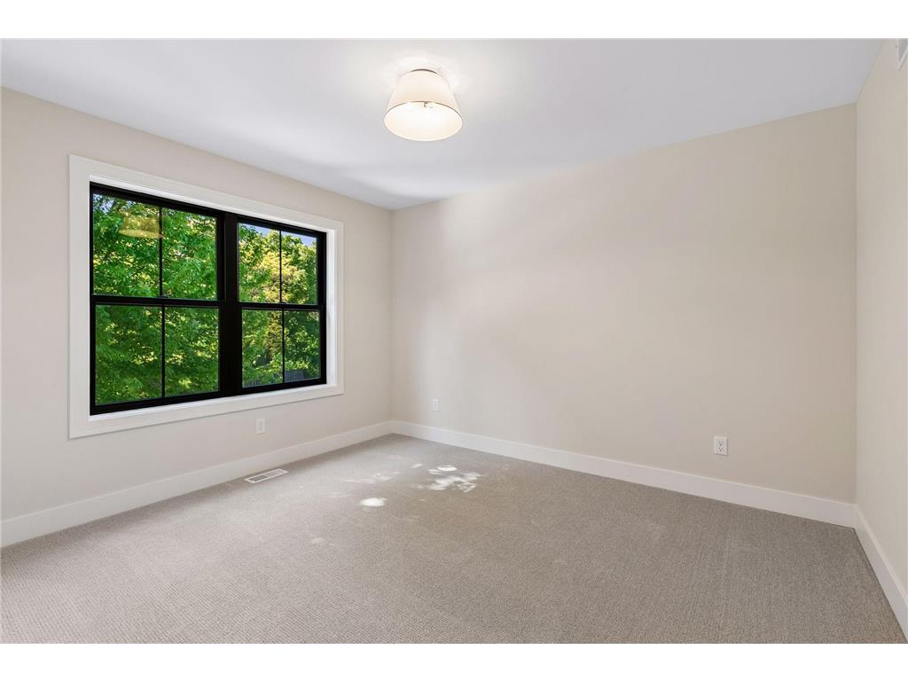 5521 Zenith Avenue S Edina MN 55410 7077733 image31