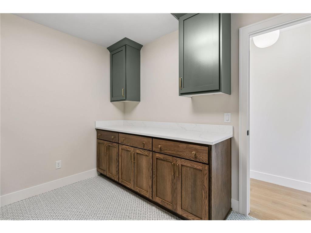 5521 Zenith Avenue S Edina MN 55410 7077733 image41