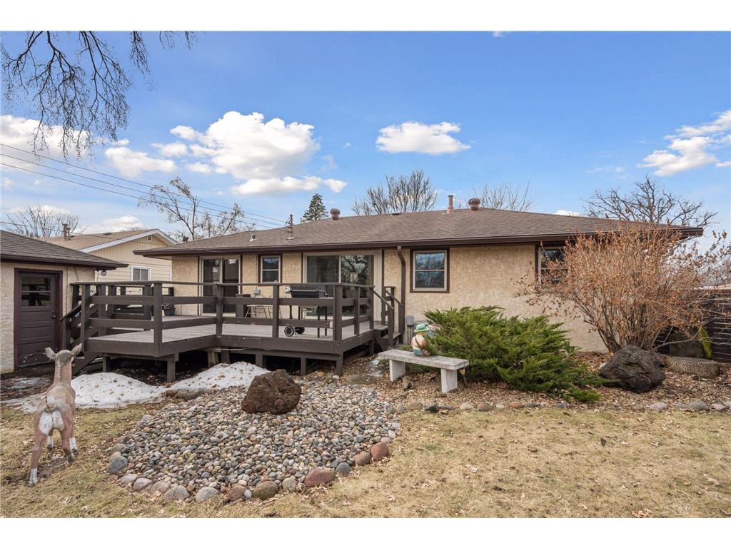 5526 Unity Avenue N Crystal MN 55429 7029913 image1