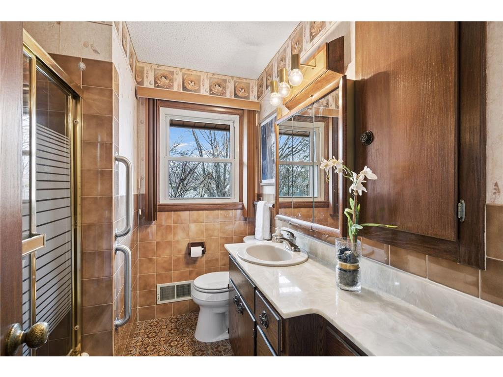 5526 Unity Avenue N Crystal MN 55429 7029913 image12