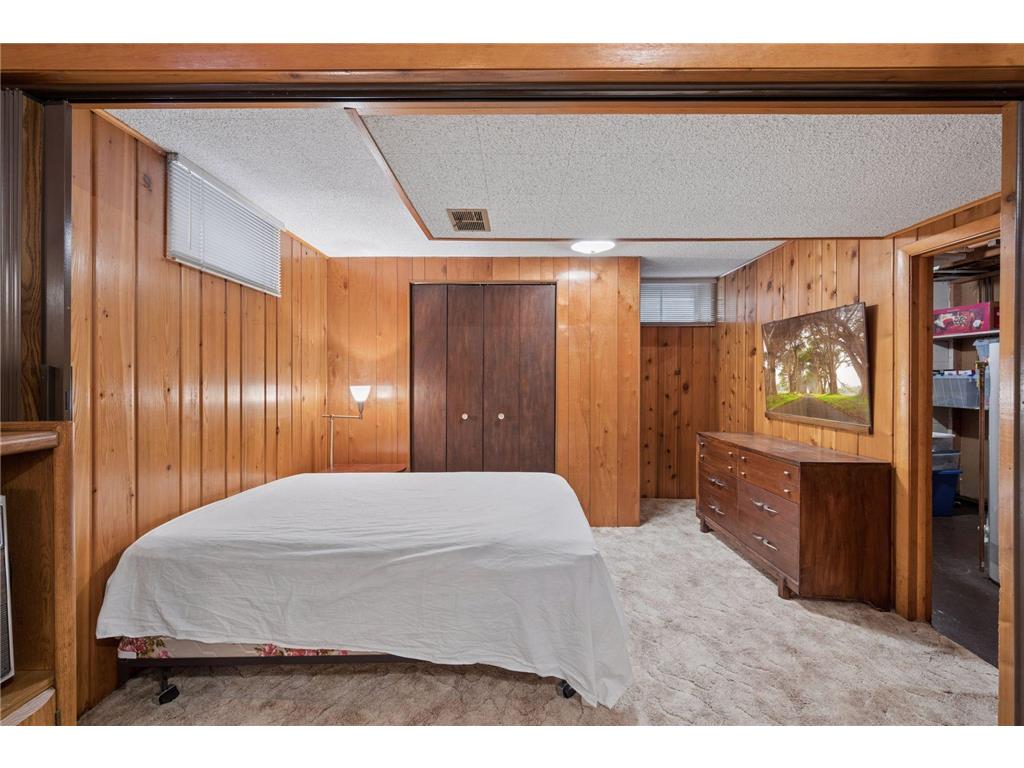 5526 Unity Avenue N Crystal MN 55429 7029913 image18