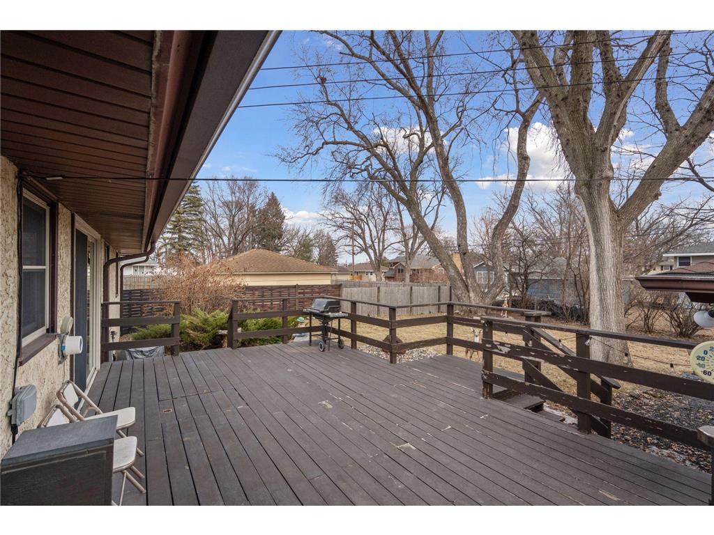 5526 Unity Avenue N Crystal MN 55429 7029913 image24