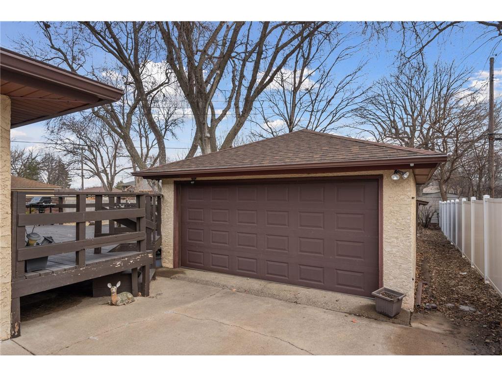 5526 Unity Avenue N Crystal MN 55429 7029913 image25