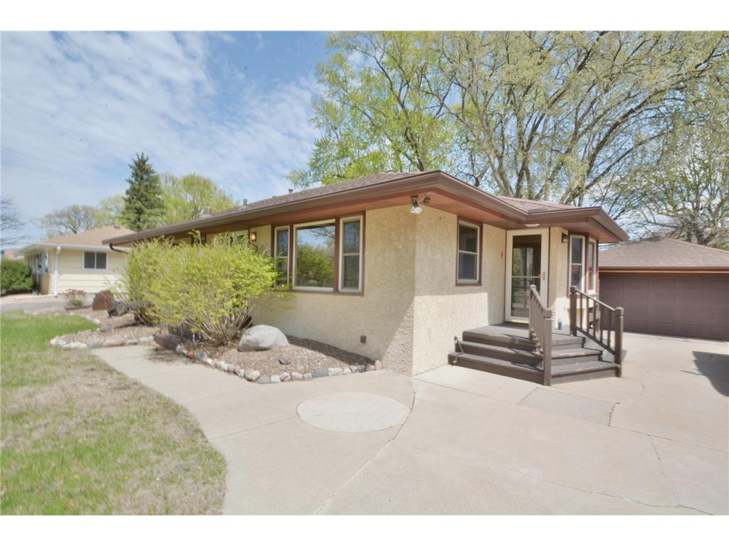 5526 Unity Avenue N Crystal MN 55429 7029913 image26
