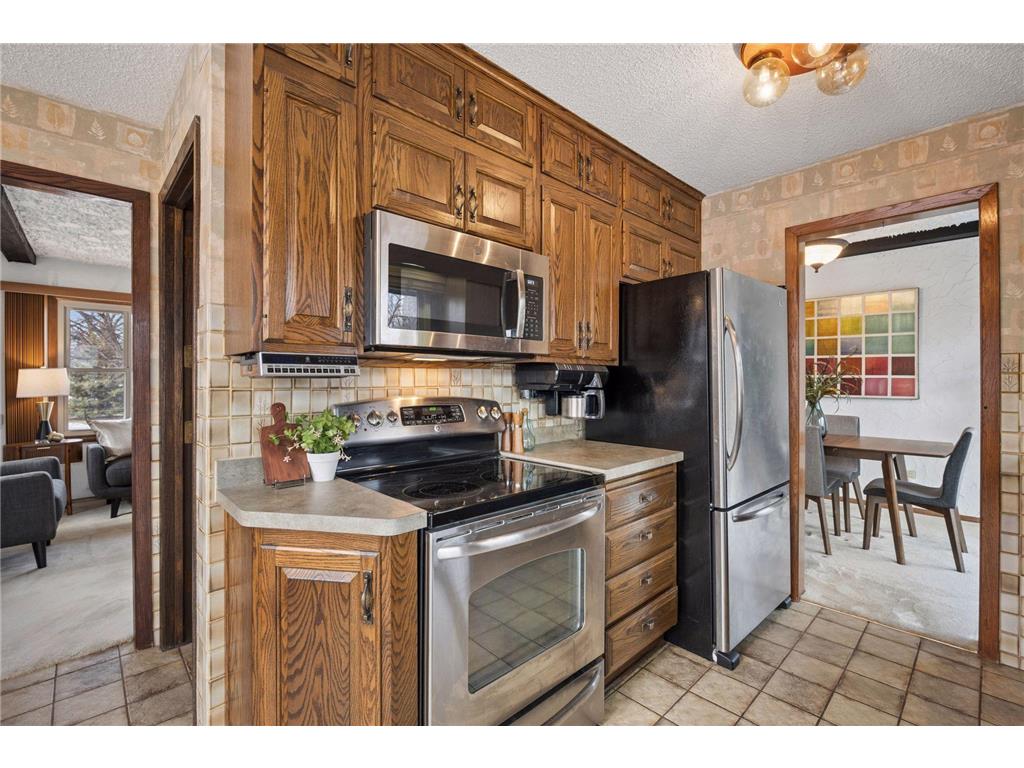 5526 Unity Avenue N Crystal MN 55429 7029913 image3