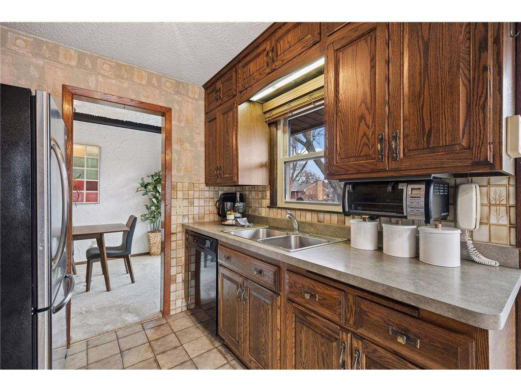 5526 Unity Avenue N Crystal MN 55429 7029913 image4