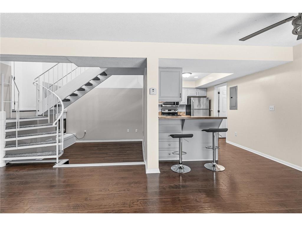 5527 E Bavarian Pass Fridley MN 55432 7006142 image10