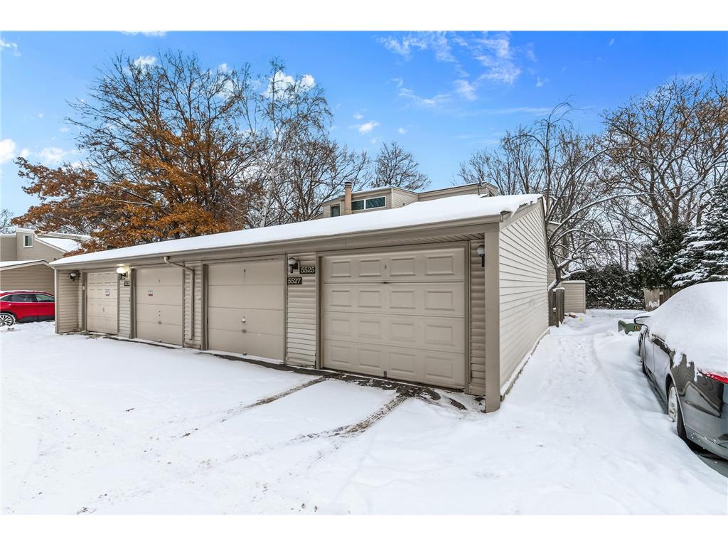 5527 E Bavarian Pass Fridley MN 55432 7006142 image29