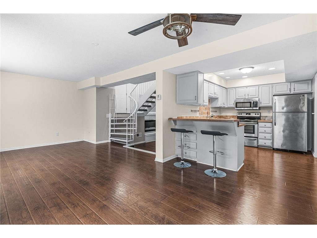 5527 E Bavarian Pass Fridley MN 55432 7006142 image3