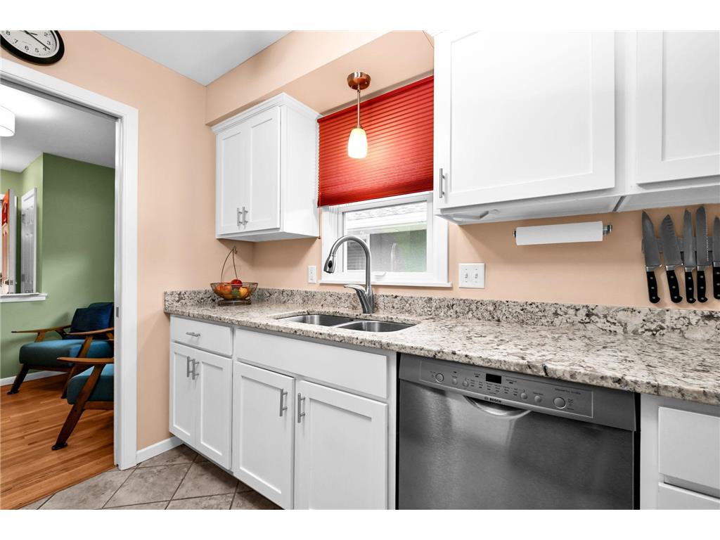 5528 29th Avenue S Minneapolis MN 55417 7075145 image10