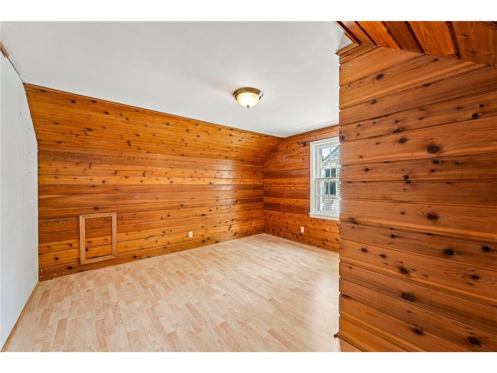 5529 Queen Avenue S Minneapolis MN 55410 6818397 image24