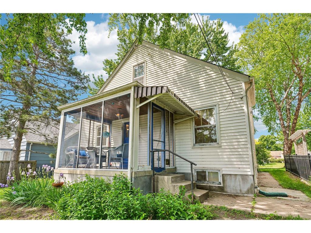 5529 Queen Avenue S Minneapolis MN 55410 6818397 image39