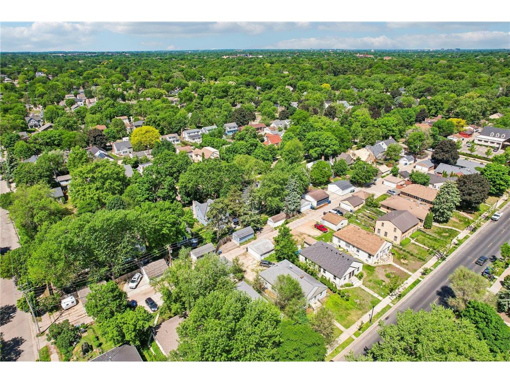 5529 Queen Avenue S Minneapolis MN 55410 6818397 image54