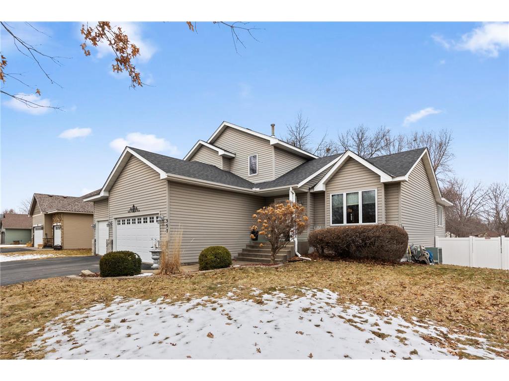 553 Hawthorn Road Lino Lakes MN 55014 7037954 image2