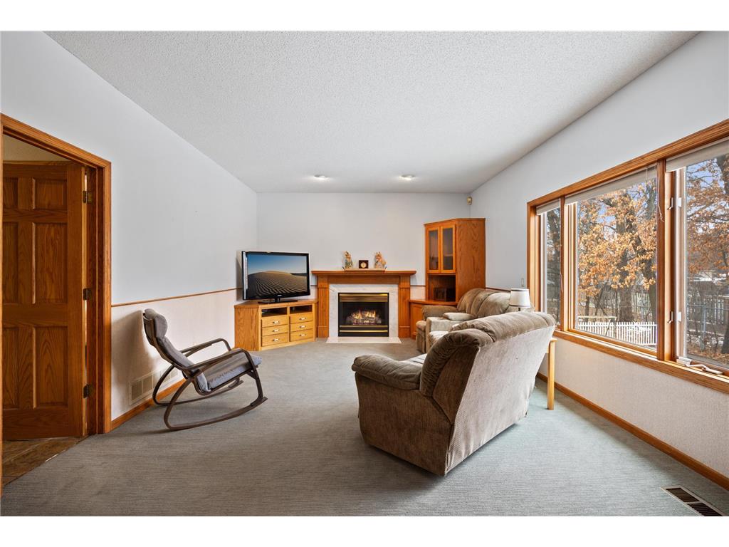 553 Hawthorn Road Lino Lakes MN 55014 7037954 image22