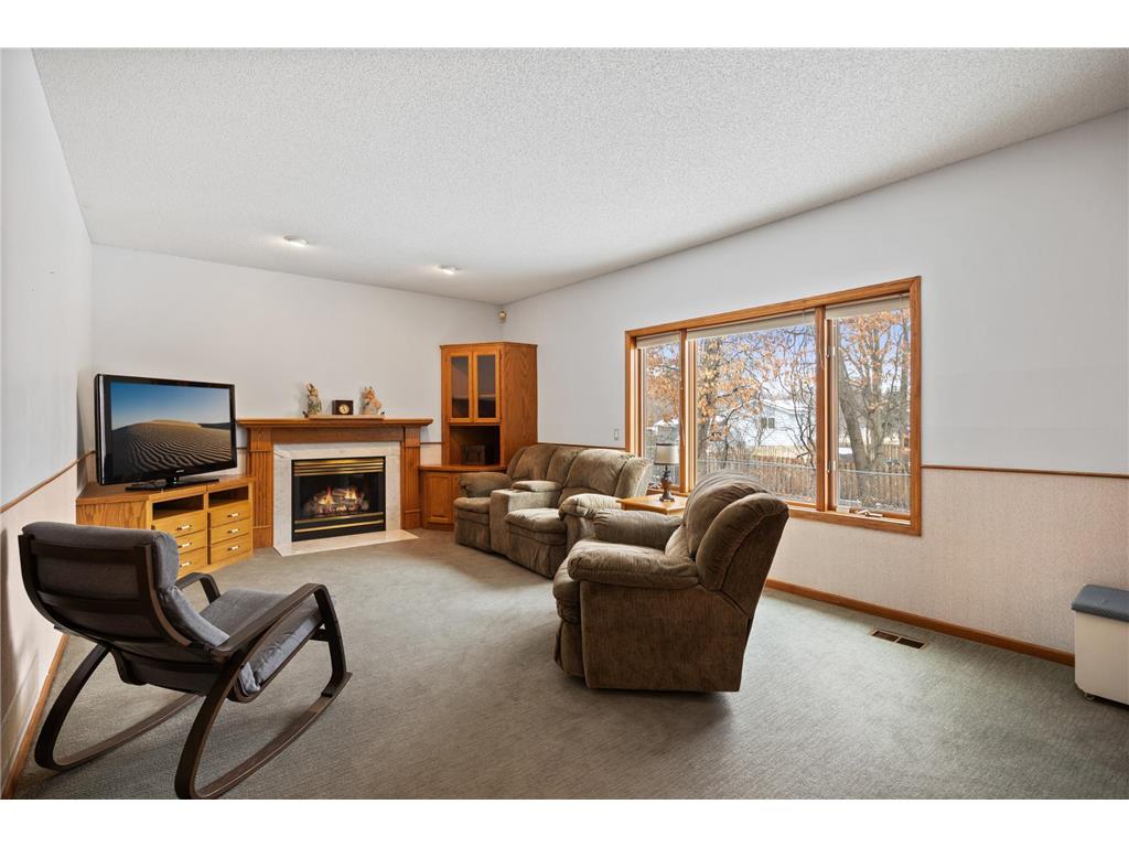 553 Hawthorn Road Lino Lakes MN 55014 7037954 image23