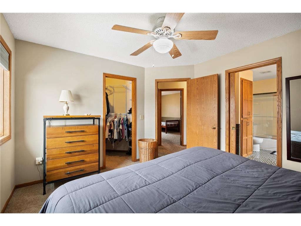 553 Hawthorn Road Lino Lakes MN 55014 7037954 image25